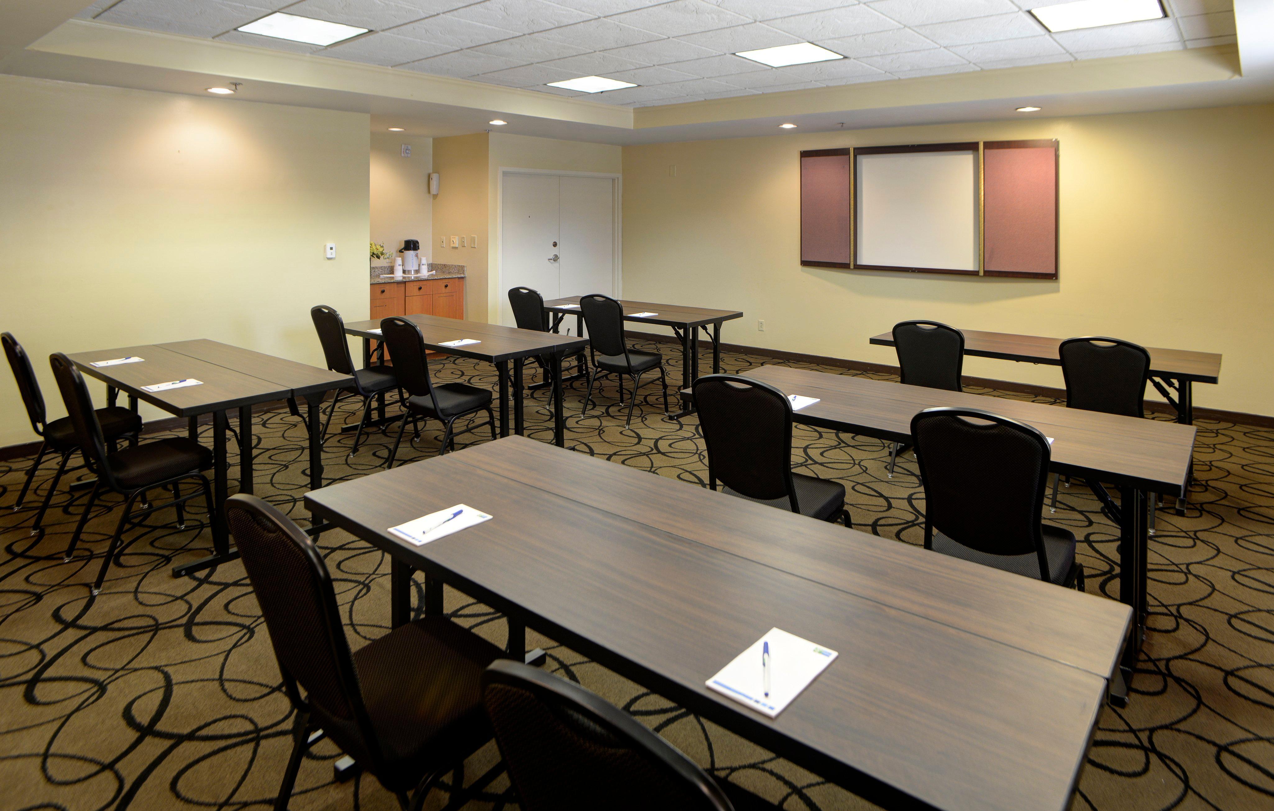 Holiday Inn Express Indianapolis South By Ihg Экстерьер фото